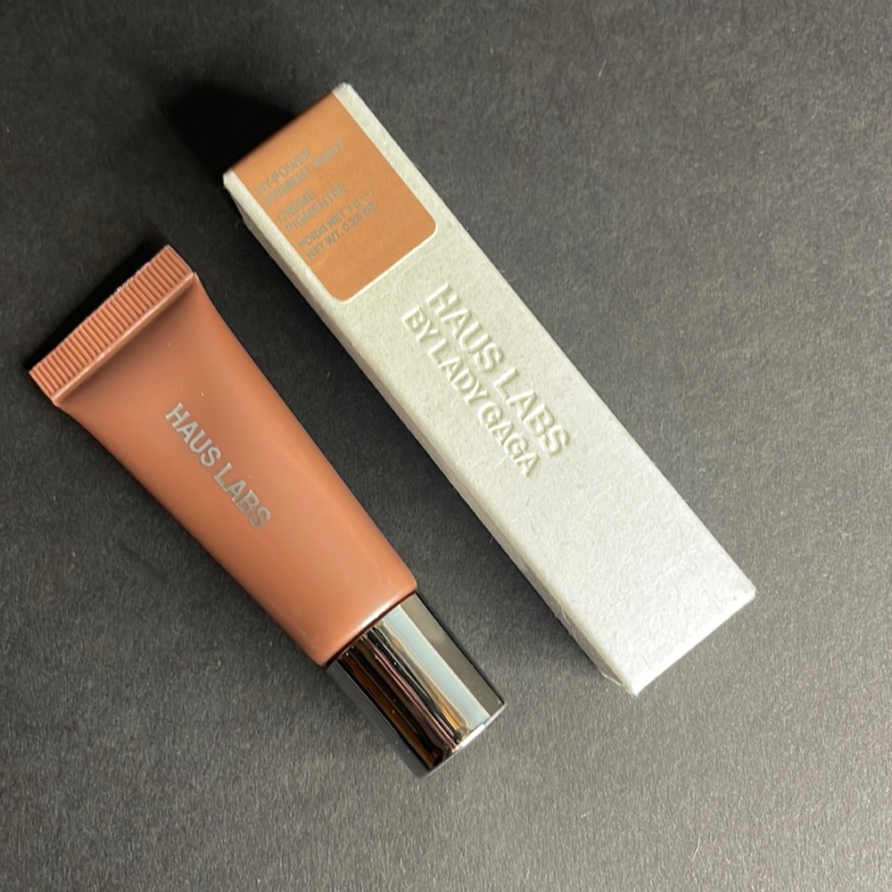 Haus Labs Hy-Power Pigment Paint - Rose Gold Shimmer